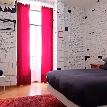 Poets Privates Guest house *