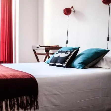 Poets Privates Guest house *